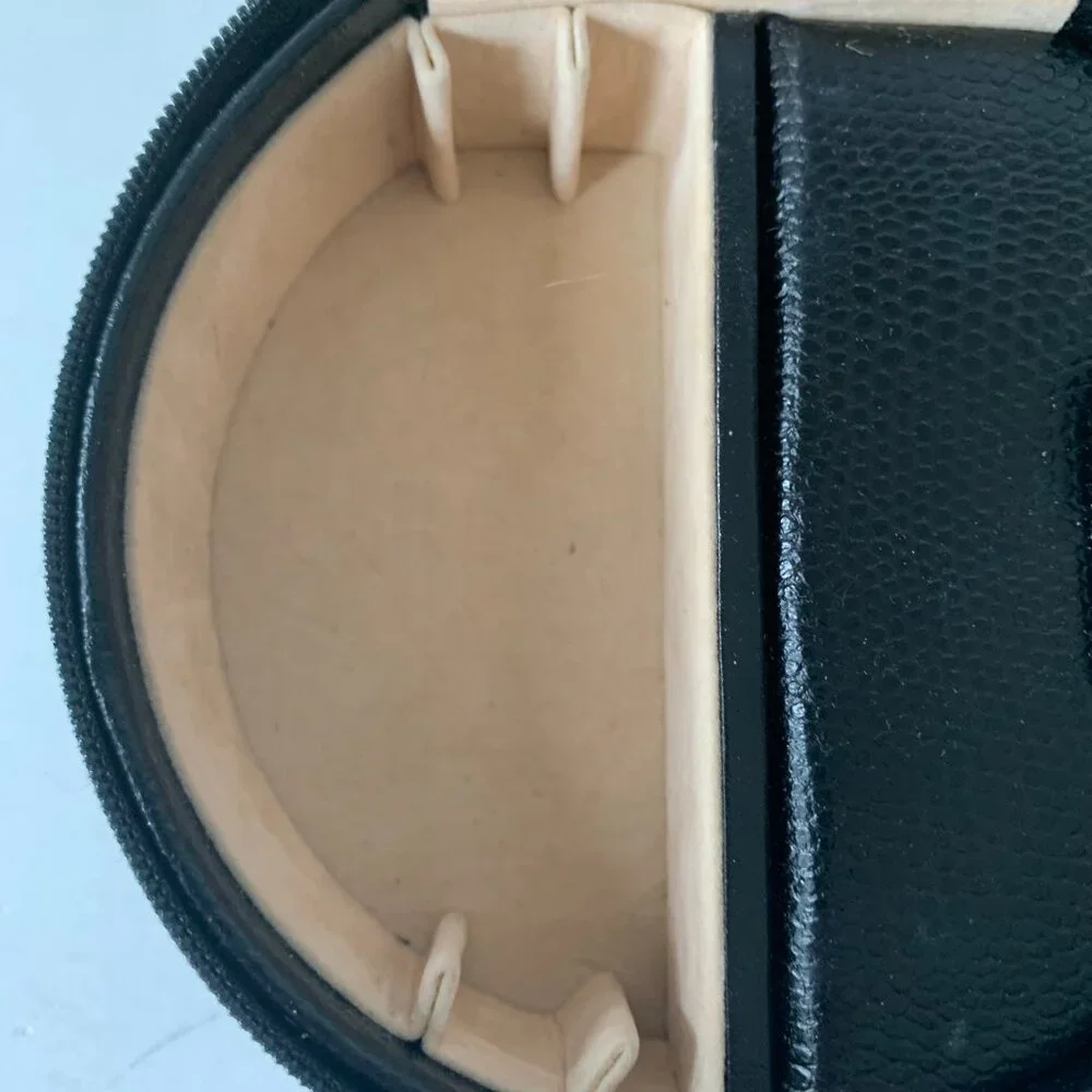 WOLF GENUINE LEATHER BLACK ZIPPED ROUND TRAVEL JEWELRY BOX CASE  2.5" BY 4.75" - Picture 6 of 10